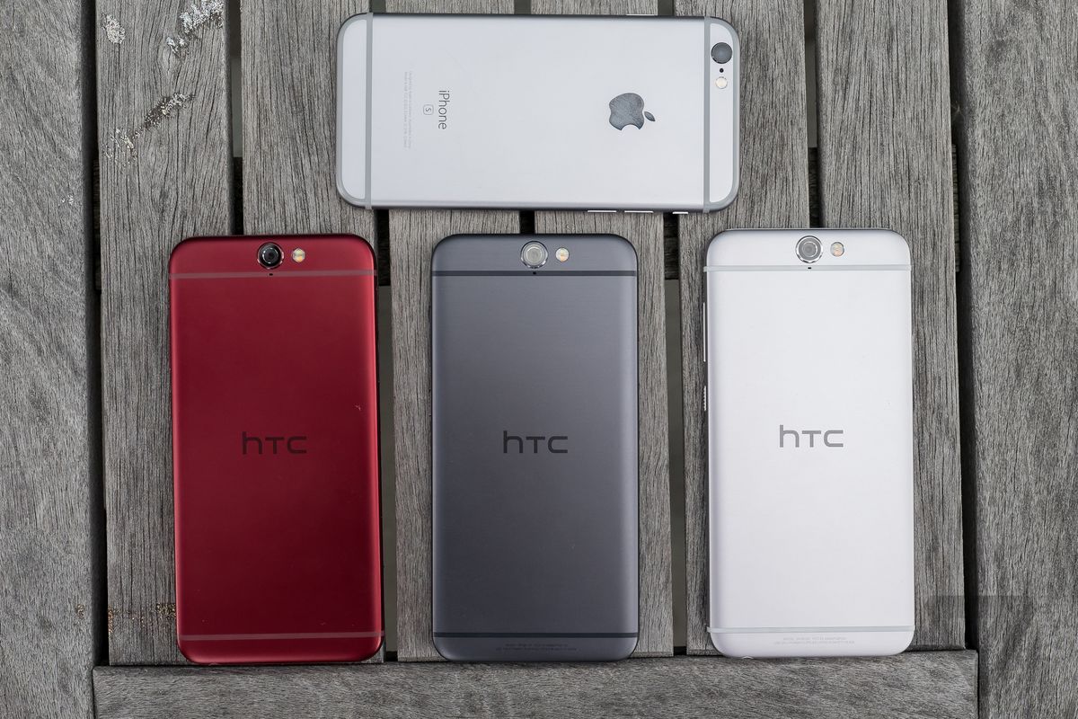Ce-o fi în capul celor de la HTC?